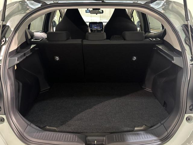 TOYOTA AQUA X-2024 GREEN GRAY - image 7