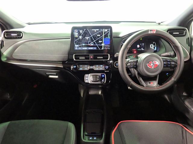 TOYOTA AQUA GR SPORT RED 2024 - image 11