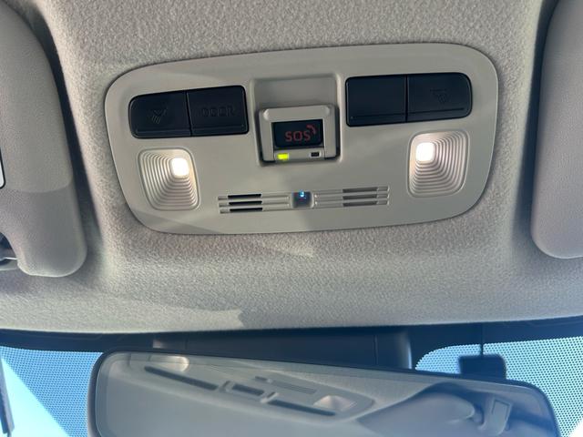TOYOTA AQUA Z 2024 PEARL WHITE - image 2