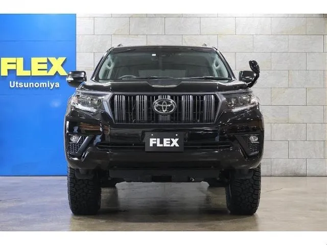 TOYOTA LAND CRUISER PRADO TX L PACKAGE MATT BLACK EDITION - image 9