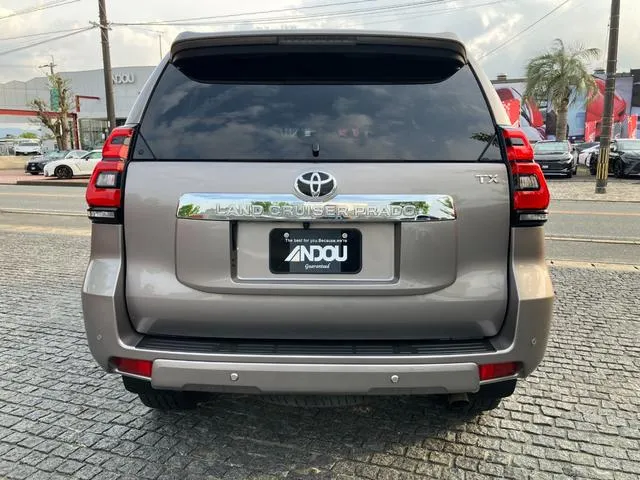 TOYOTA LAND CRUISER PRADO TX BROWN 2023 - image 5