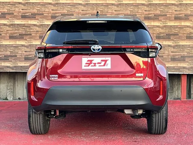 YARIS CROSS Z 2023 RED WINE - image 2