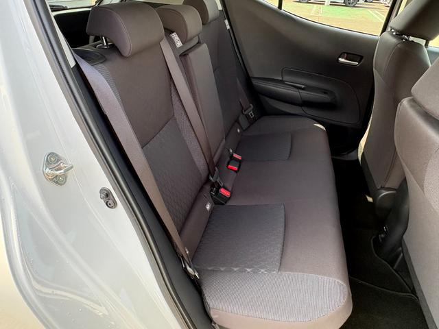 TOYOTA AQUA Z 2025 WHITE - image 8