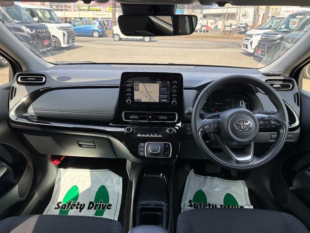 TOYOTA AQUA Z 2025 WHITE - image 16
