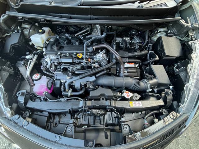 TOYOTA AQUA Z 2025-BLACK M - image 3