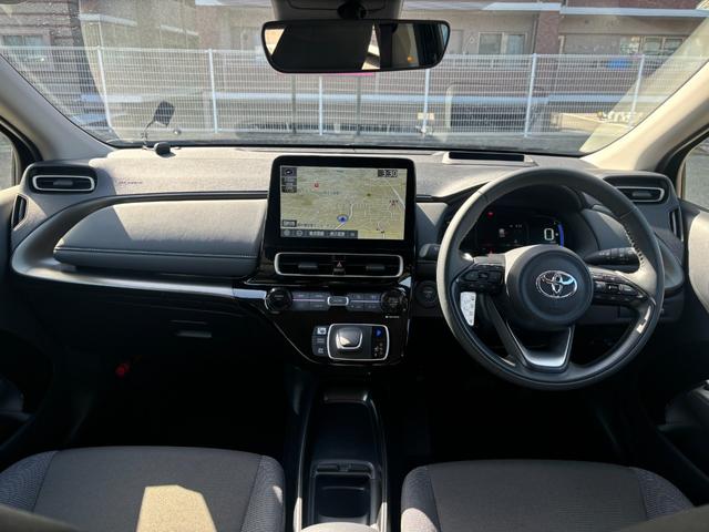 TOYOTA AQUA Z 2025-BLACK M - image 9