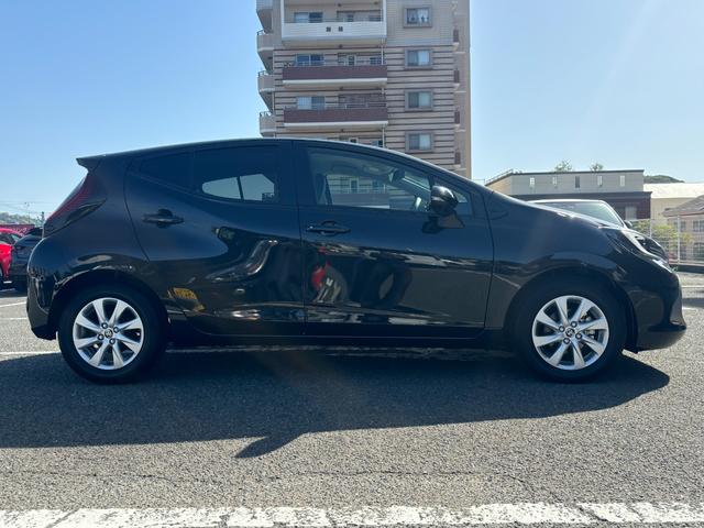 TOYOTA AQUA Z 2025-BLACK M - image 12