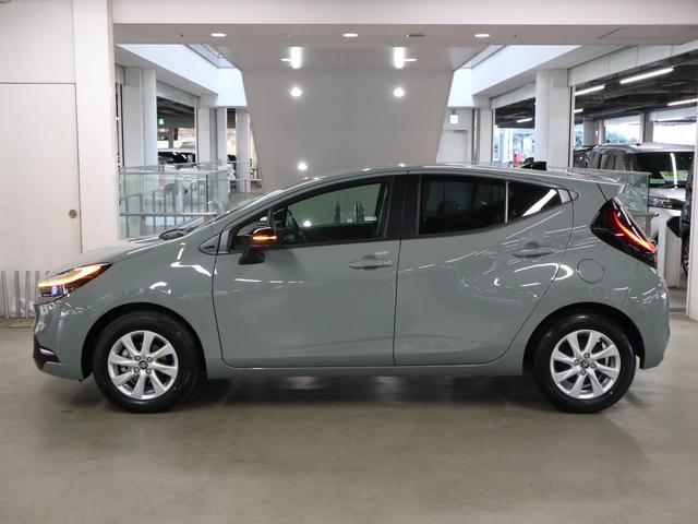 TOYOTA AQUA Z-2025 GREEN - image 7