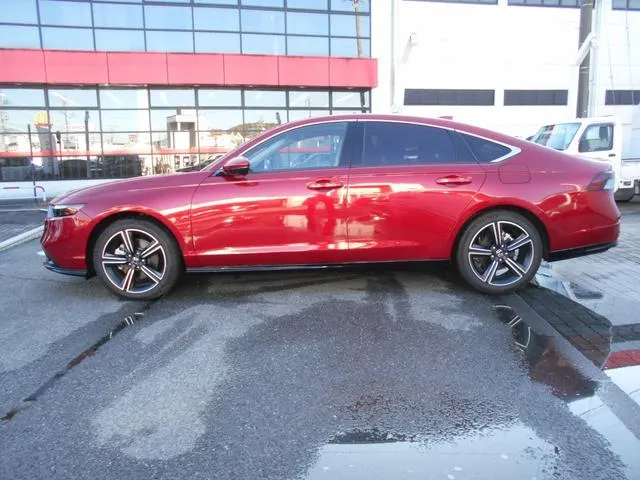 HONDA ACCORD E:HEV RED 2024 - image 5