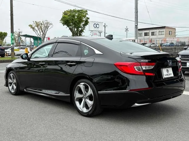 HONDA ACCORD EX BLACK 2023 - image 7