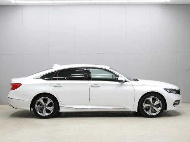 HONDA ACCORD EX 2021  BLACK - image 10