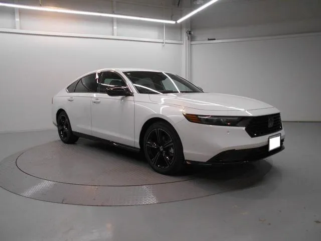 HONDA ACCORD E:HEV HONDA SENSING 360+ PEARL 2025 - image 3