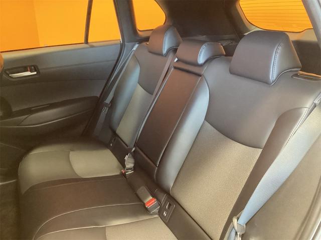 TOYOTA COROLLA CROSS HYBRID Z-WHITE 2023 - image 3