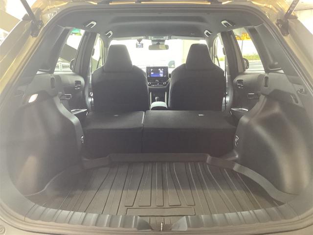 TOYOTA COROLLA CROSS HYBRID G 2023-GRAY - image 2