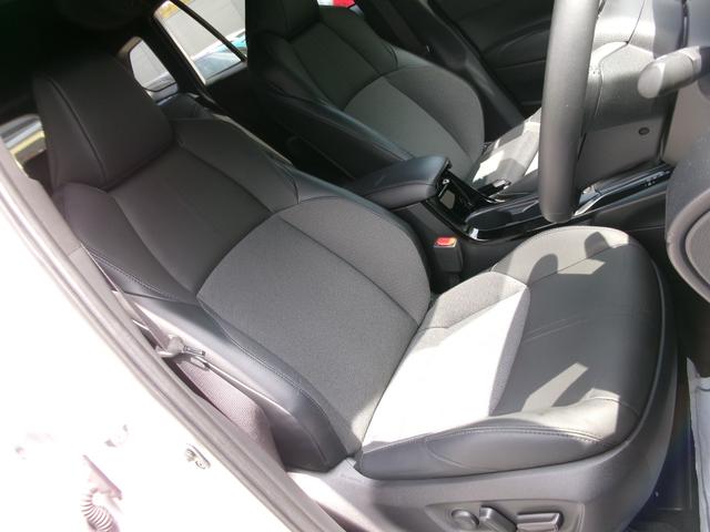 TOYOTA COROLLA CROSS Z-2023 PEARL WHITE - image 4