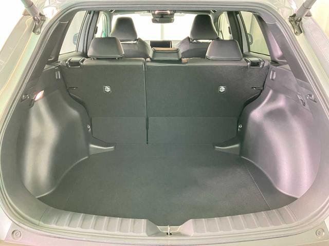 TOYOTA COROLLA CROSS Z SILVER M-2023 - image 5