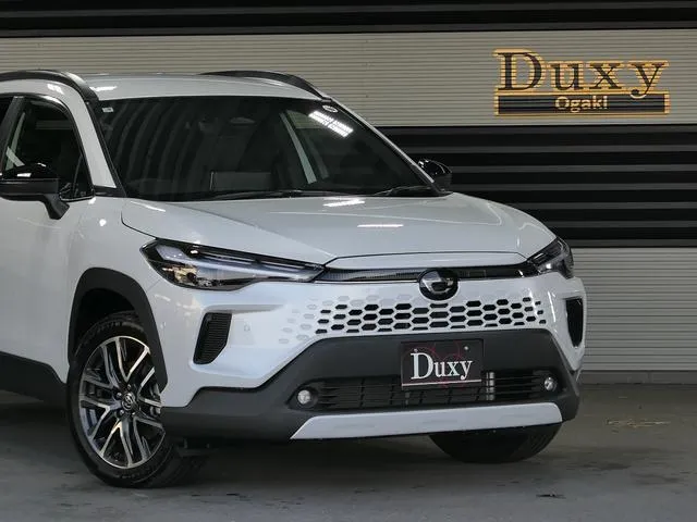 COROLLA CROSS 2025 HYBRID Z PEARL - image 1