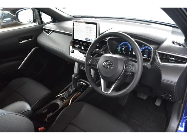 COROLLA CROSS 2025 HYBRID Z BLUE - image 7