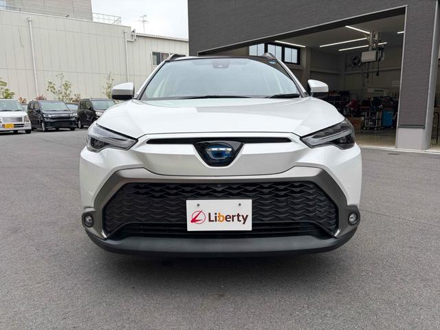 TOYOTA COROLLA CROSS HYBRID Z 2022WHITE - image 1