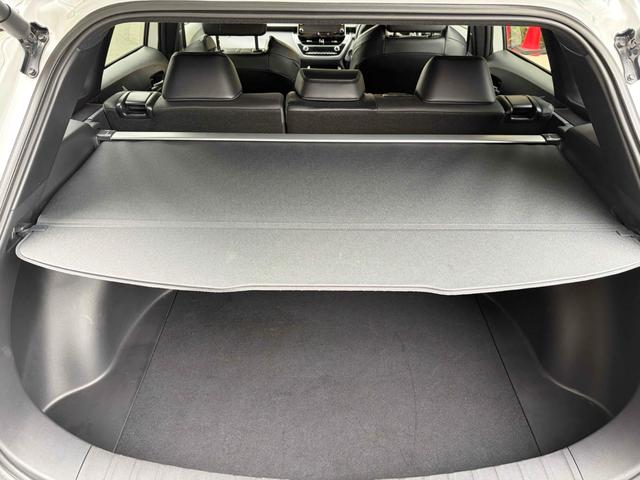 TOYOTA COROLLA CROSS HYBRID Z 2022WHITE - image 6