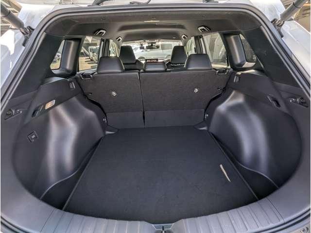 TOYOTA COROLLA CROSS HYBRID Z PEARL M 2022 - image 3
