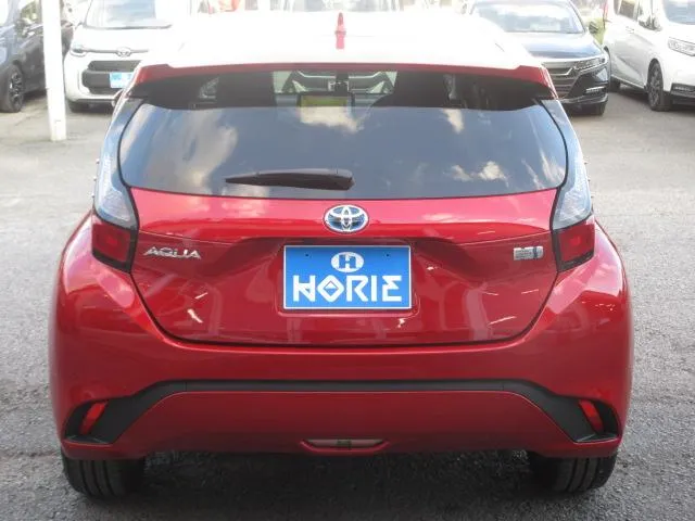 TOYOTA AQUA G RED M 2023 - image 2
