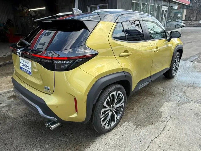 YARIS CROSS 2023 Z GOLD ADVENTURE - image 2