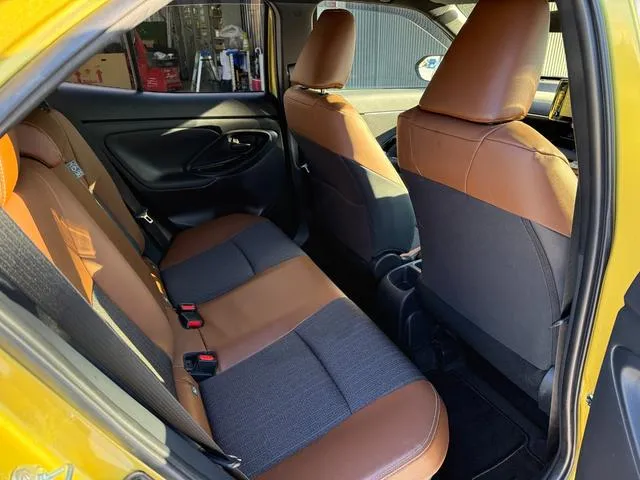 YARIS CROSS 2023 Z GOLD ADVENTURE - image 4