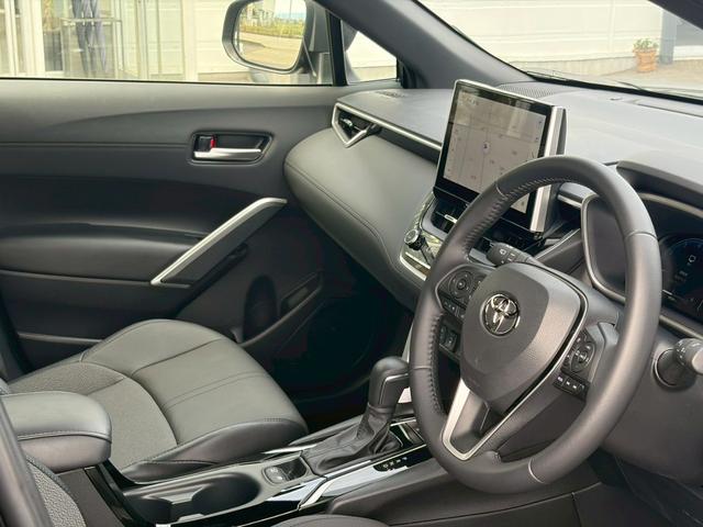 Toyota Corolla Cross Z Black - image 6