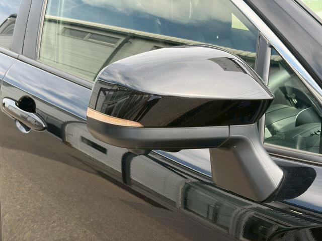 Toyota Corolla Cross Z Black - image 9