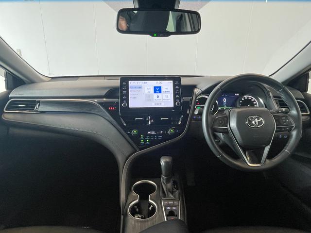 Toyota Camry G 2021 White - image 3