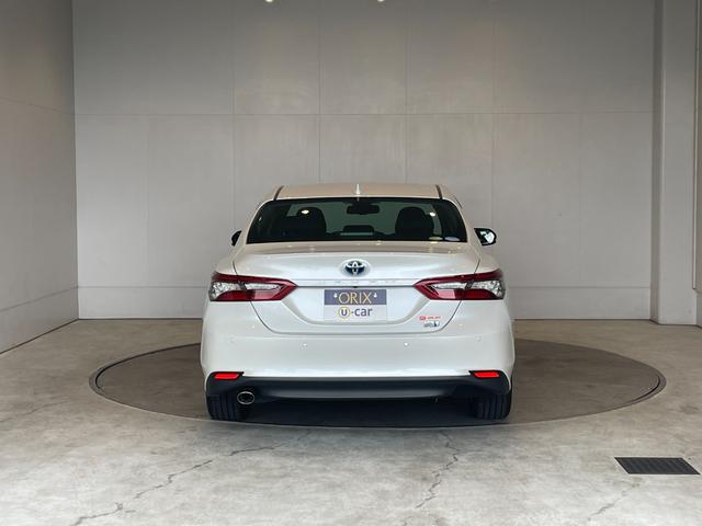 Toyota Camry G 2021 White - image 5