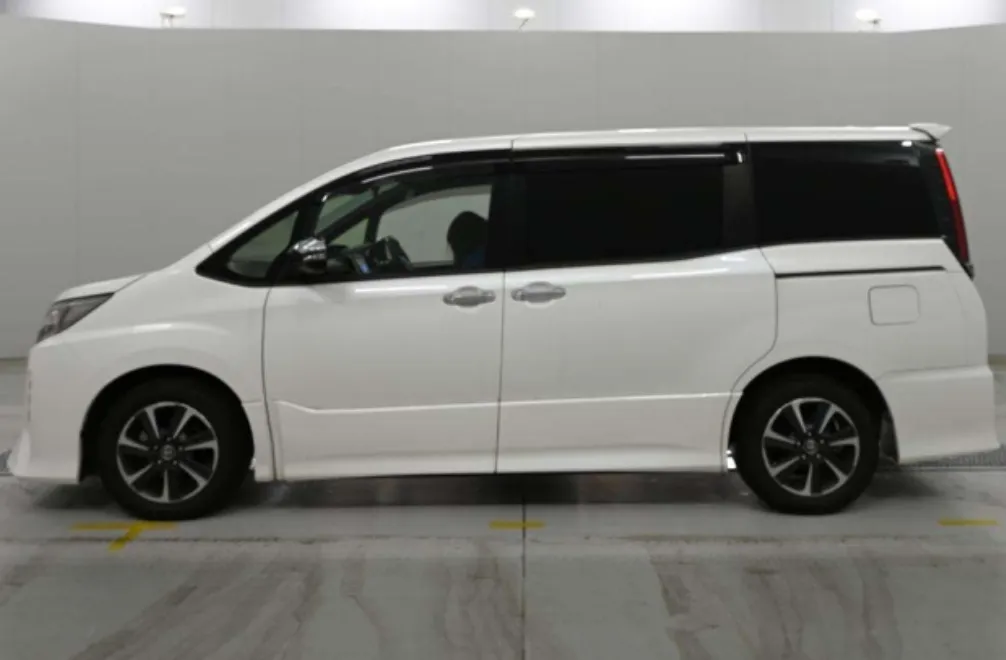 Thumbnail image 5 for TOYOTA NOAH 2021 SI WXB 3 PACKAGE PEARL