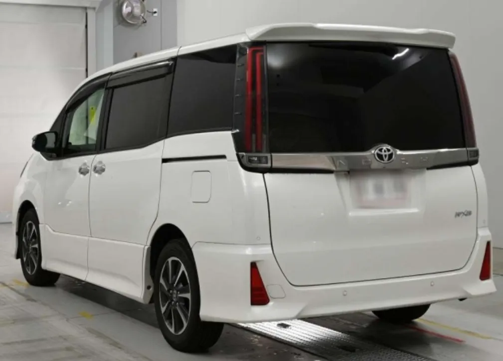 Thumbnail image 7 for TOYOTA NOAH 2021 SI WXB 3 PACKAGE PEARL