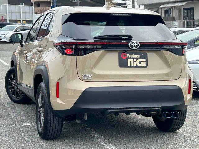 Yaris Cross X 2021 Beige - image 4