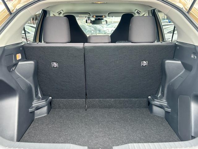 Yaris Cross X 2021 Beige - image 8