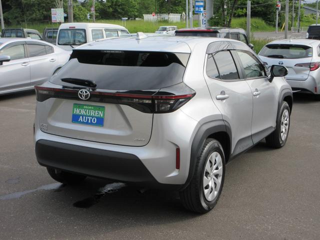 Yaris Cross X 2021 Silve - image 4