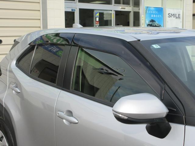 Yaris Cross X 2021 Silve - image 6