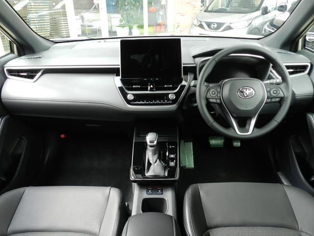 Toyota Corolla Cross Hybrid Z2026 Pearl White - image 5