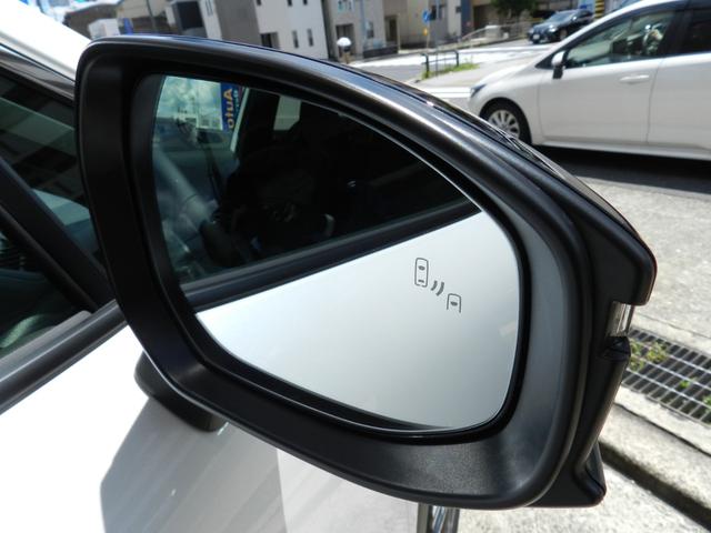 Toyota Corolla Cross Hybrid Z2026 Pearl White - image 8