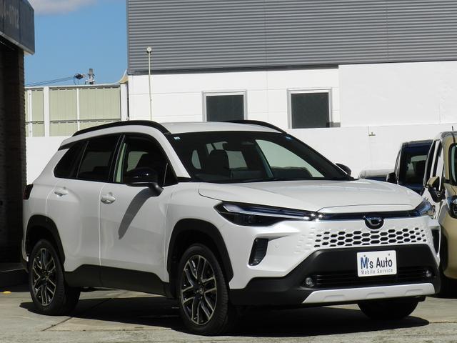 Toyota Corolla Cross Hybrid Z2026 Pearl White - image 14
