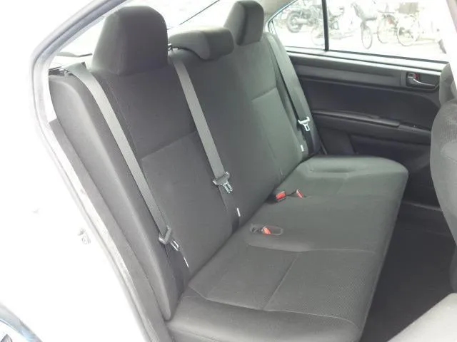 Toyota corolla axio Ex 2021 white - image 6