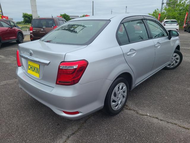 Toyota corolla axio Ex 2021 silver - image 4