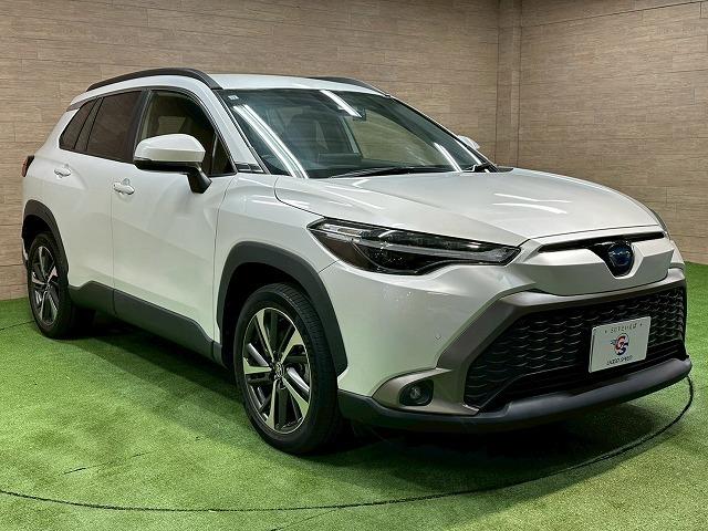 Toyota Corolla Cross Hybrid-Z Pearl White - image 1