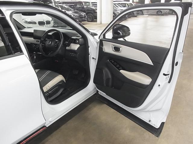 Honda Vezel E:Hev Z Play Package - image 11
