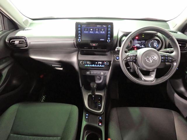 Yaris Cross 2021 G Red Wine - image 4
