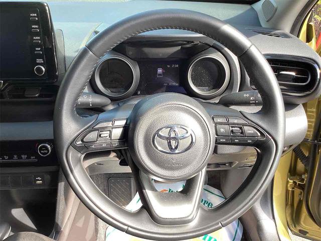 Yaris Cross 2021 G Gold - image 5