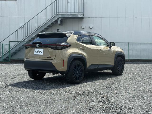 Yaris Cross 2021 G Beige - image 3