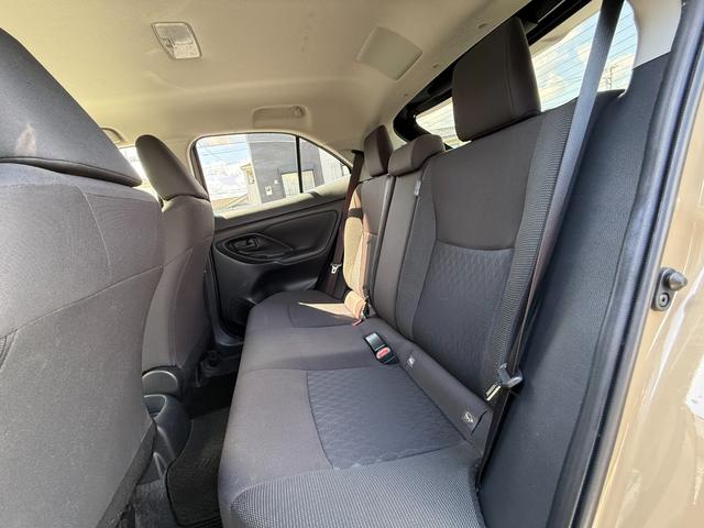 Yaris Cross 2021 G Beige - image 7