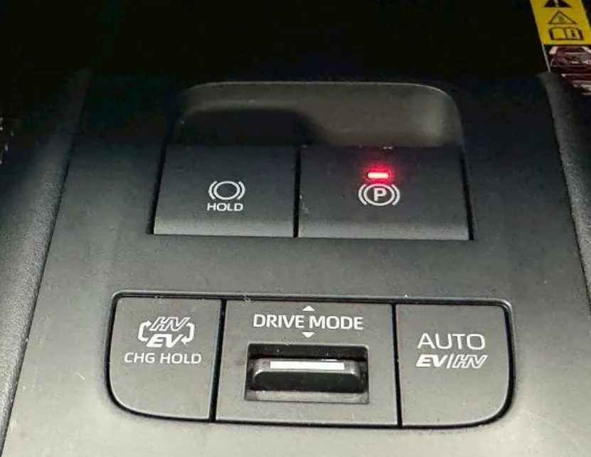 Toyota Harrier PHEV 2023 Black - image 9